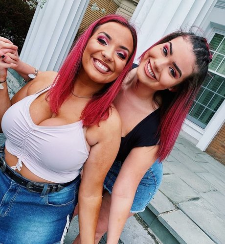 Emily E nice actress gallery