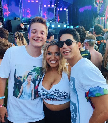 Emily E nudes actress photos