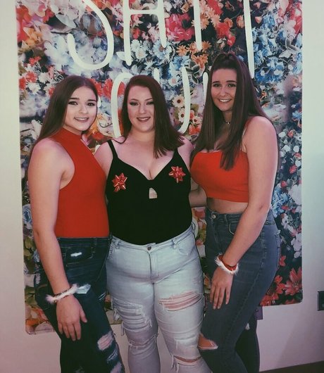 Hannah V sexy actress image