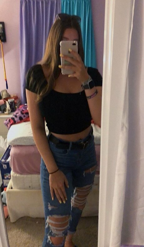 Hannah V model beautiful gallery