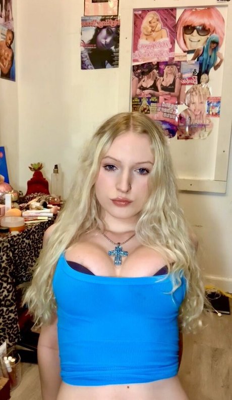 Cece Nicole Smith erotic star pic