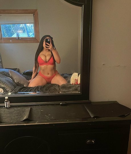 That Is Just Mo high quality model galleries