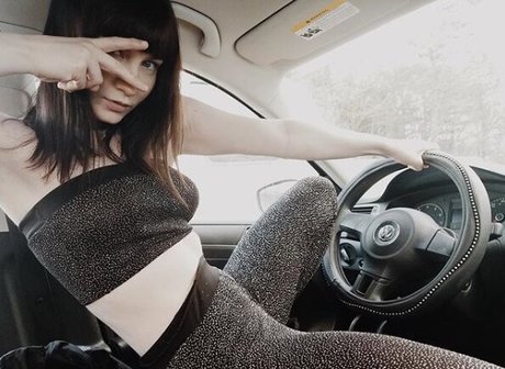 Laurenlolo13 pornstar sexy photos