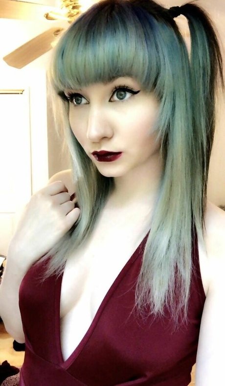 Laurenlolo13 pornstar sexy gallery