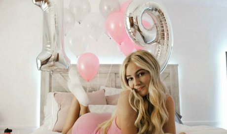 katie wild03 beautiful star archive