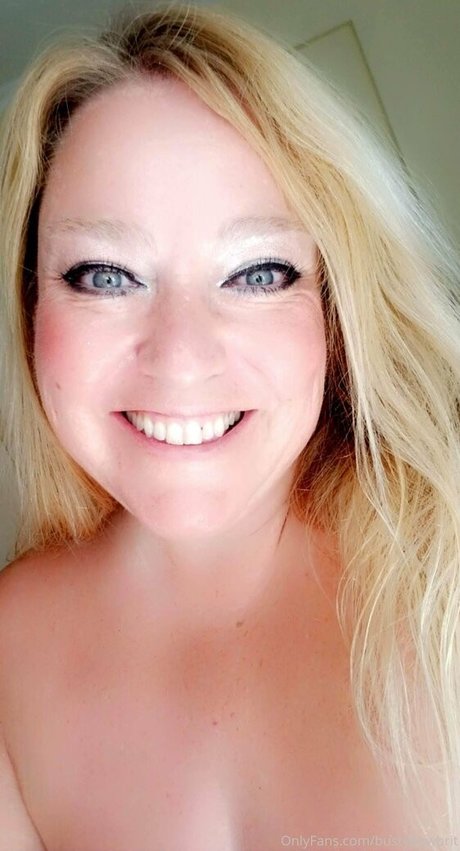 bustybbwbrit high quality pornstar photo