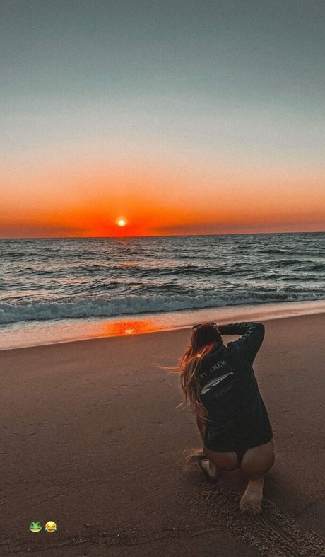 milf orgasm onlyfans art naked picture