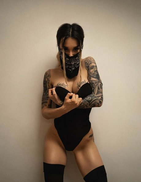 alena omovych free naked pornstar img