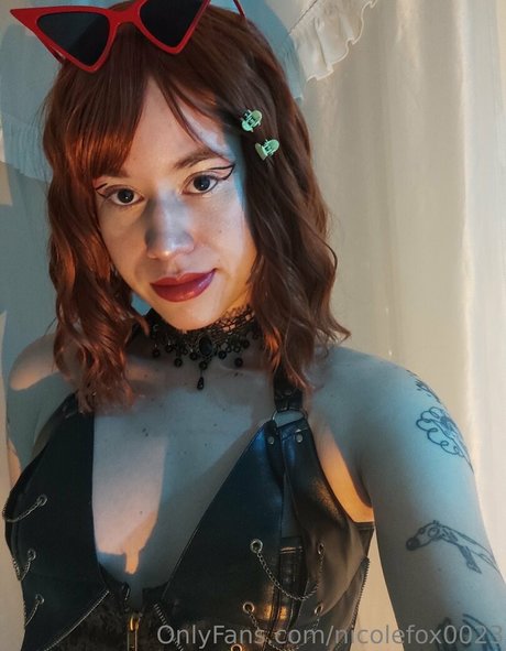 nicolefox0023 pornstar art pictures