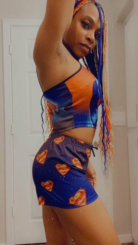 supergirltj free perfect model photos