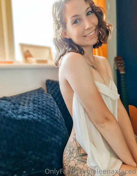 Aleenaxlaced top model archive