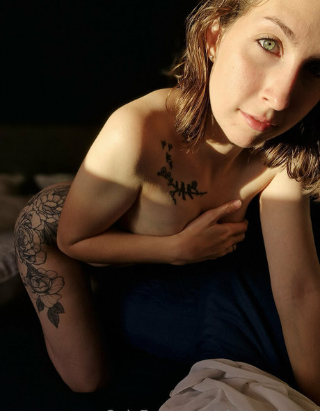 Aleenaxlaced high quality actress galleries