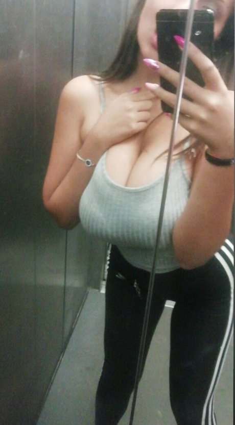 Alessia Barberio model pornographic photos