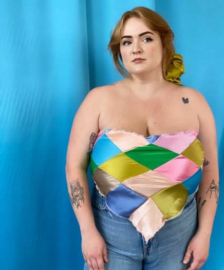 Cayley M star erotic picture