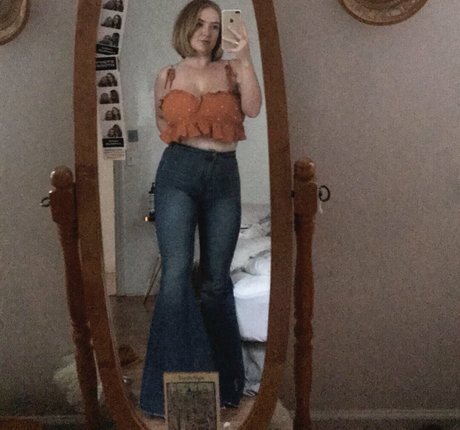 Cayley M star high quality photo