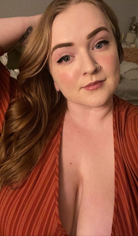 Cayley M nudes star photo