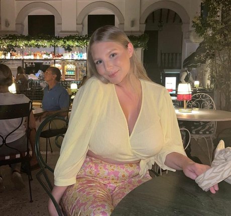 Stina free star image