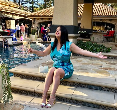 Terrisa Bukovinac star hot img