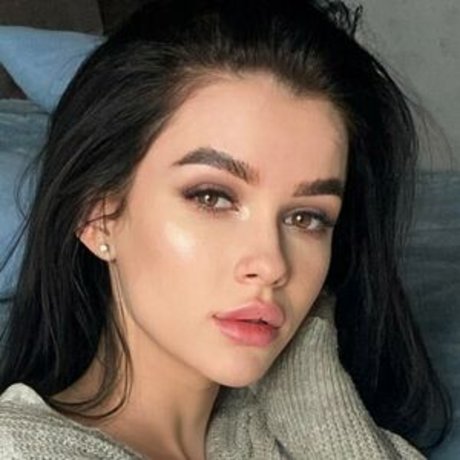 brazilian pussy onlyfans art naked gallery