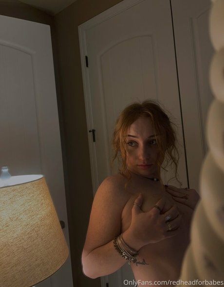 Redheadbbb pornstar nice pic