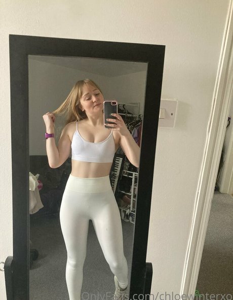 chloewinterxo erotic model picture