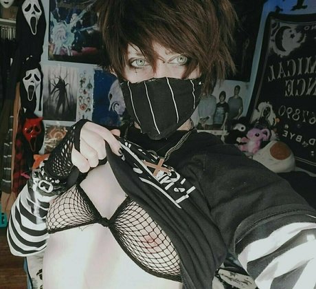 birdiebxby star sexy pic