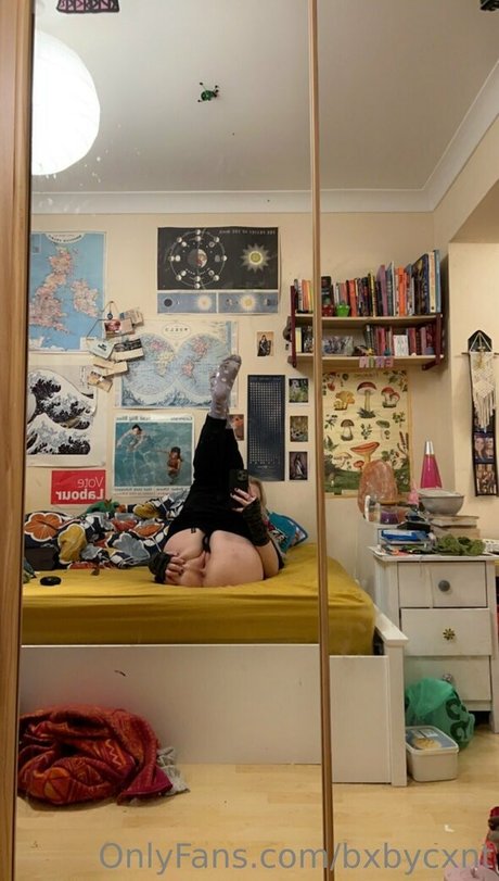 horrorcxnt pretty actress picture