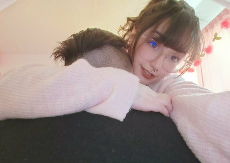 Strawbunnny perfect actress picture