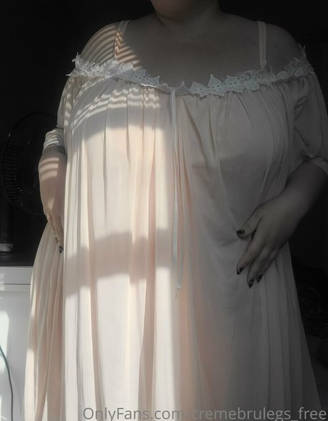 cremebrulegs free perfect actress gallery