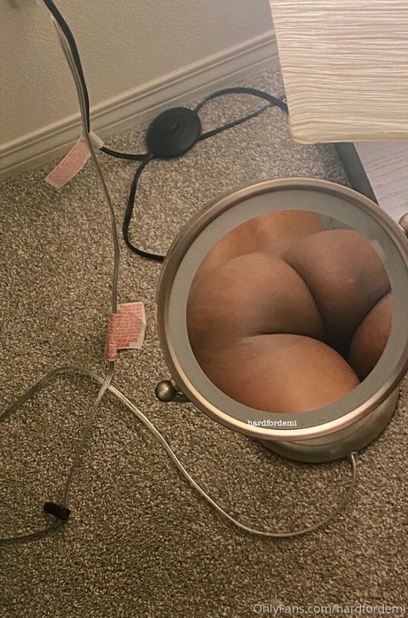 nutfornikita xxx pornstar picture