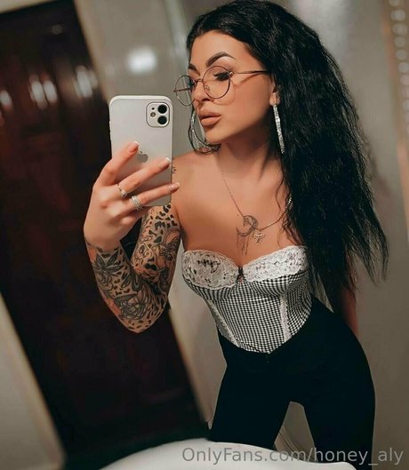 honey aly model exclusive archive