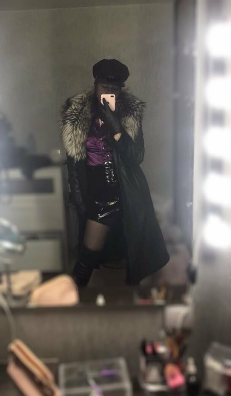 julisunrise official star erotic picture