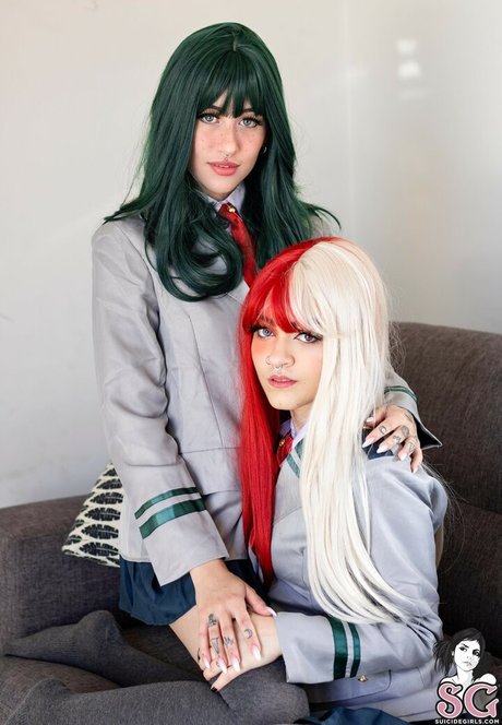 Felline SG model nude picture