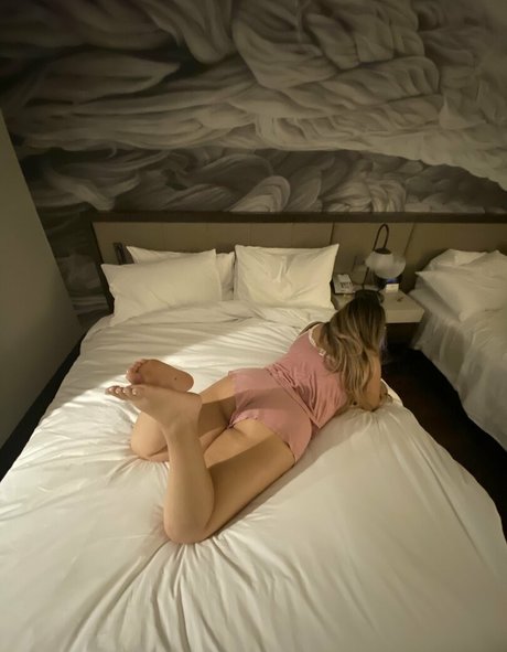 whatsheronlyfans model free img