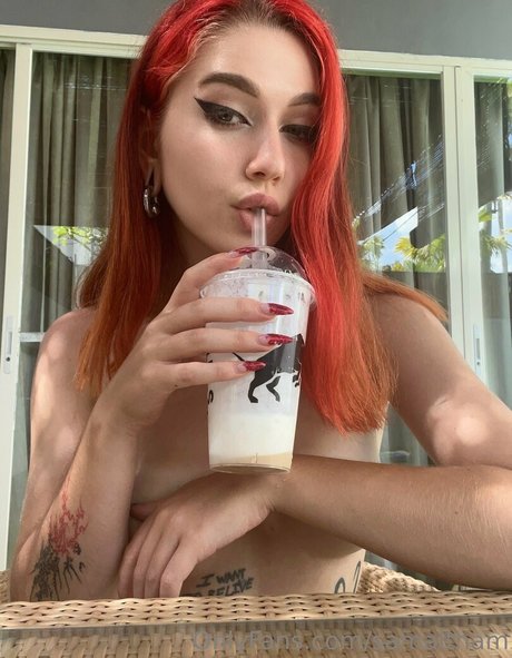 samaltham pornstar nude pics