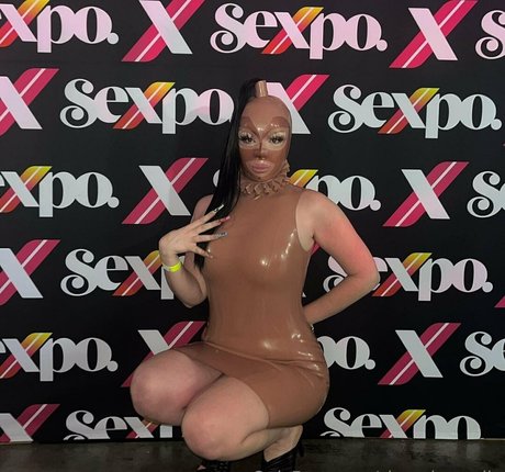 chanelcumella exclusive star pic