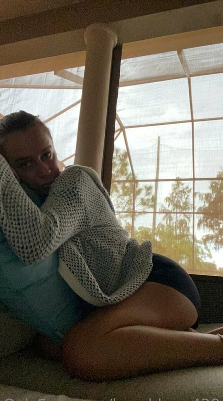 beachbear428 art star photo