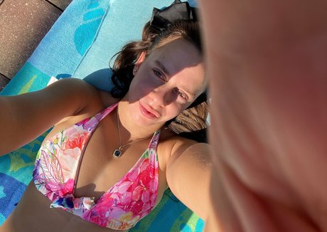 beachbear428 exclusive model pic