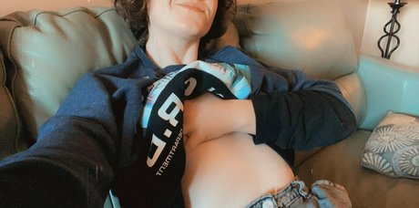 skeletoncrimes best pornstar image