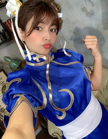 Fujii Mary hd model photo