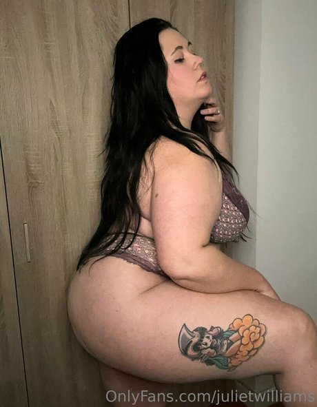 julietwilliams model beautiful images