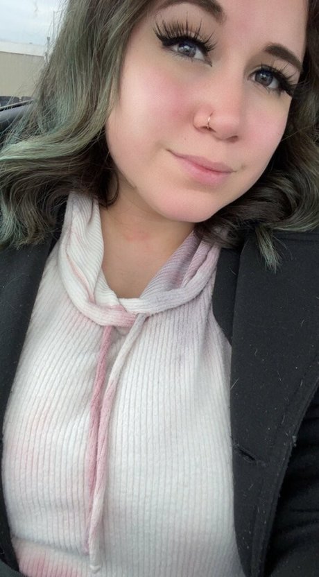 madibaileyx free model photos