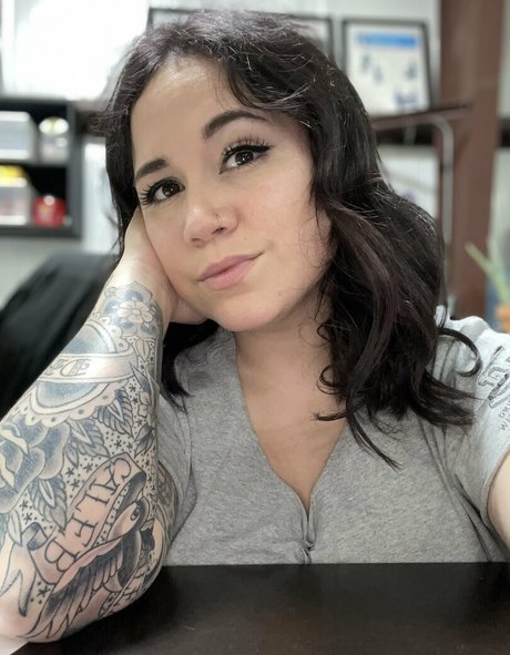 madibaileyx nude star pic