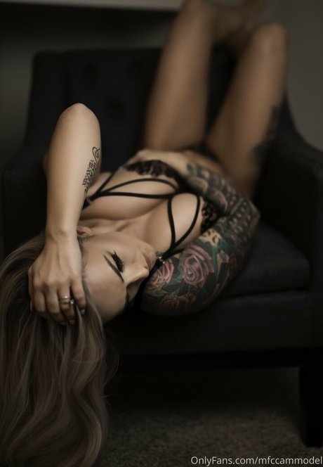 mfccammode1 star nudes pic