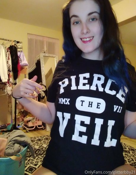 glitterbby21 adult star picture