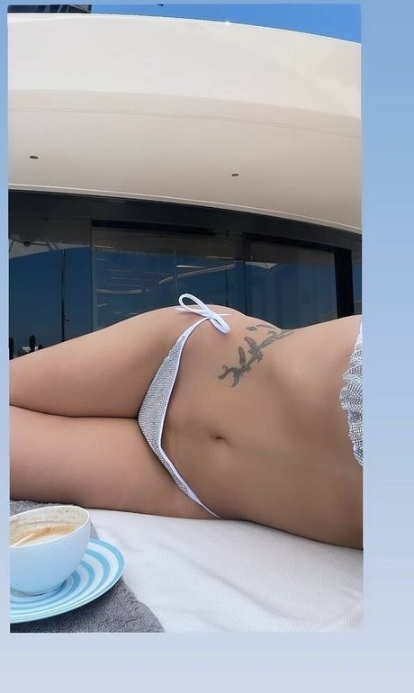 Vanessa Da Mata pornographic model pics