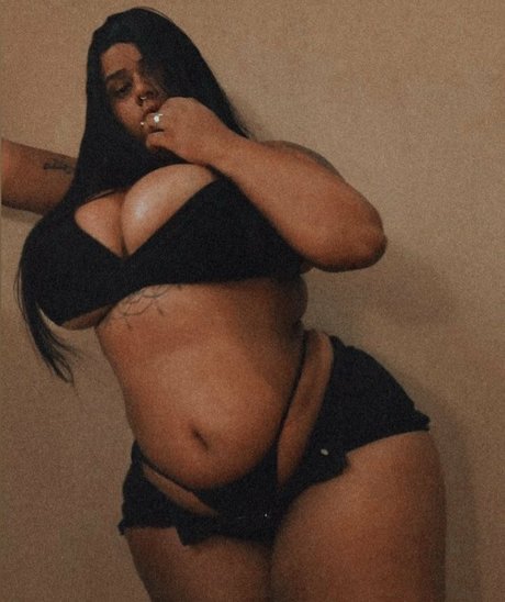 Pqnaai star erotic photo