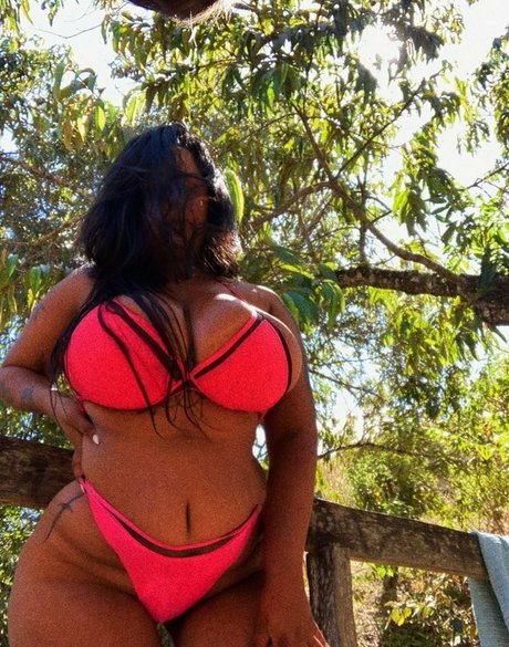 Pqnaai naked model image