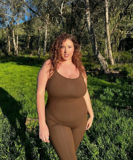 Lo Sangstaaa naked actress pictures