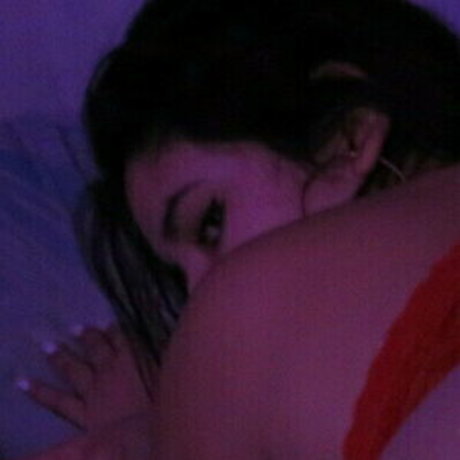 spicycheryl model naked picture